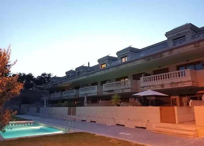 Atico A 3 Km De Sanxenxo Con Piscina Y Garaje